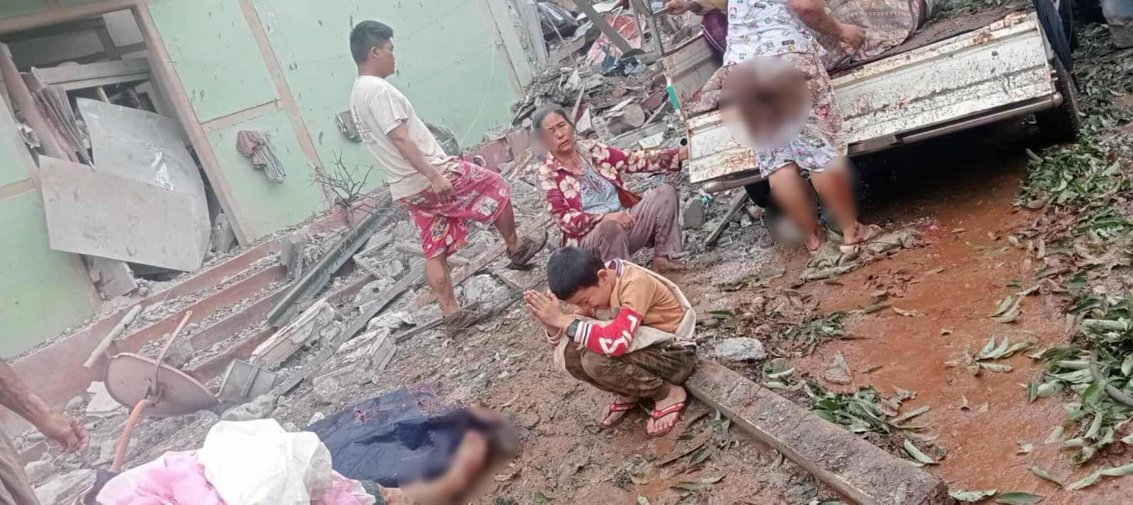 နမ္မတူနှင့် မန်တုံမှာ စစ်တပ်က ဗုံးကြဲလို့ ပြည်သူ ၃ ဦးသေဆုံးပြီး ကလေးအပါအဝင် ၆ ဦး ထိခိုက်ဒဏ်ရာရ