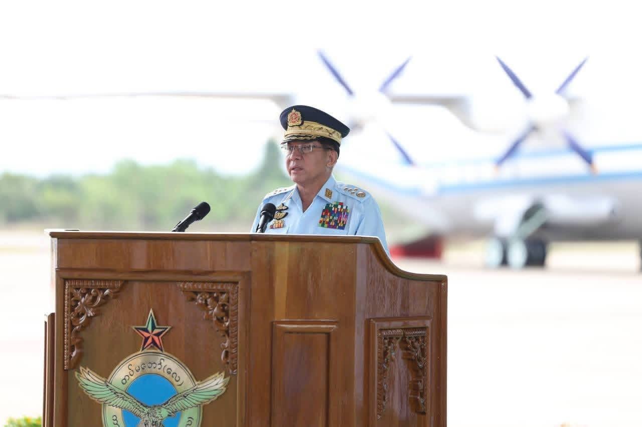 စစ်ဘက်သုံး သယ်ယူပို့ဆောင်ရေး လေယာဥ်/ ရဟတ်ယာဥ် ၅ စင်း တပ်တော်ဝင် အကြမ်းဖက်တိုက်ခိုက် ဖျက်ဆီးမှုများ ဟန့်တားချေမှုန်းရန် ဆက်လက်ဆောင်ရွက်သွားမယ်လို့ စစ်ခေါင်းဆောင်ပြော