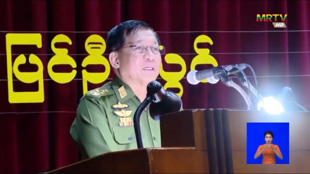 တိုင်းရင်းသားလက်နက်ကိုင်အဖွဲ့များမရှိတဲ့အချိန်မှ လွှတ်တော်ပါဝင်နေမှု လျှော့သွားမည်ဟု စစ်ခေါင်းဆောင်ပြော