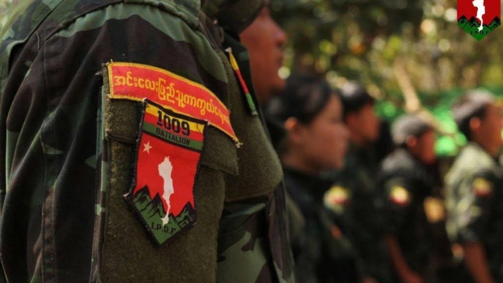 သတင်းပေးတိုင်တန်းမှုကြောင့် အင်းလေး PDF ရဲဘော်(၂)ဦးဖမ်းဆီးခံရ