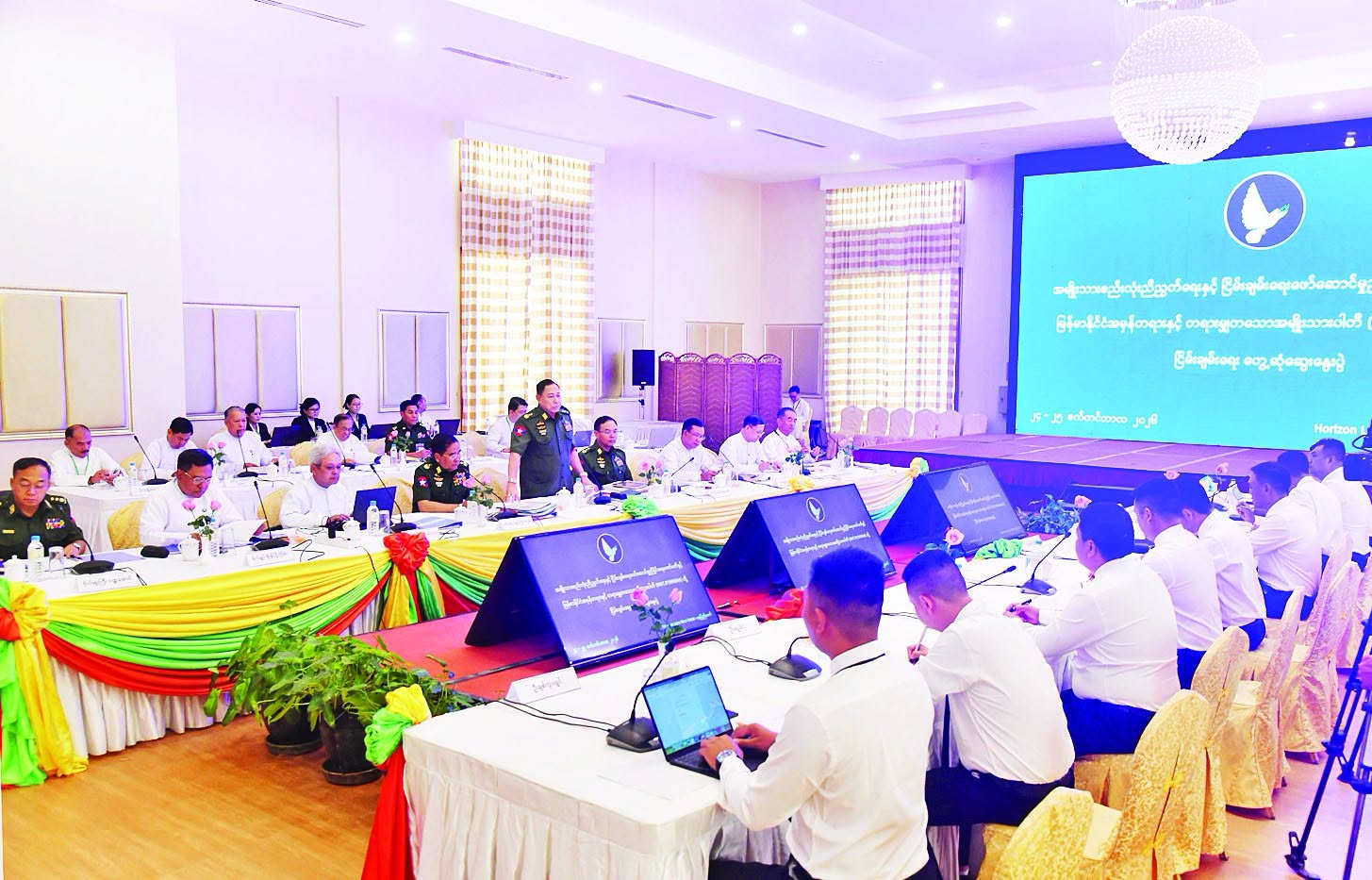 ကိုးကန့်တပ်ဖွဲ့နဲ့ စစ်တပ်တို့ ပထမဆုံးအကြိမ် နေပြည်တော်မှာတွေ့ဆုံပြီး ငြိမ်းချမ်းရေးဆွေးနွေး